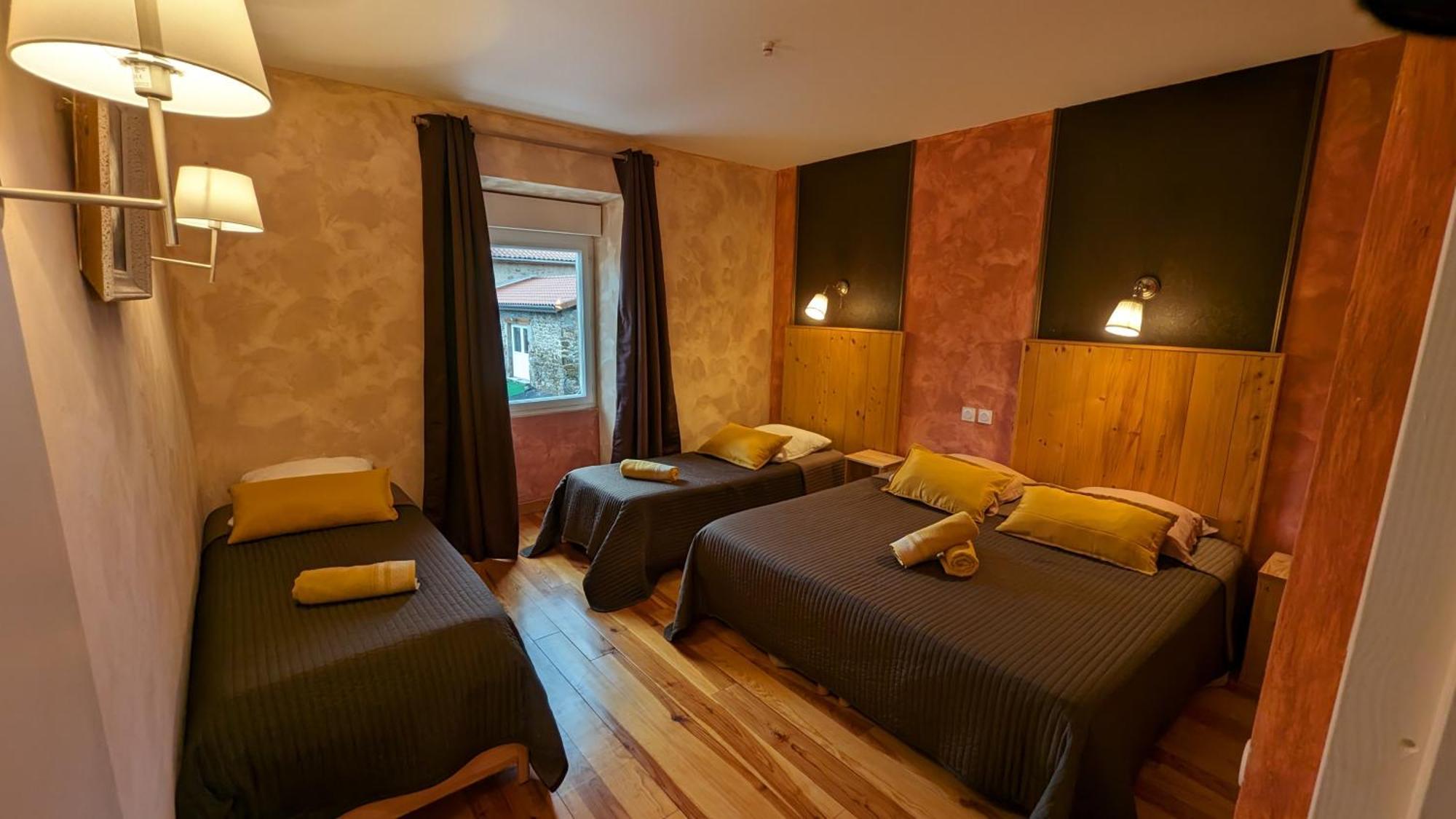 Chambres Et Tables D' Hotes Manglieu Εξωτερικό φωτογραφία